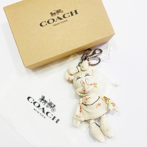 Coach x Disney Minnie Mouse leather keychain - Picture 4 of 8